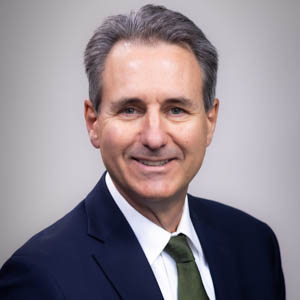 Garth Olson，医学博士