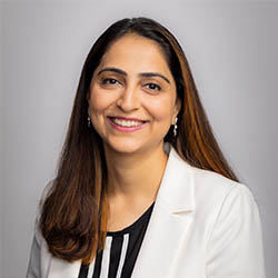 Aysha Mubeen, dottore in medicina